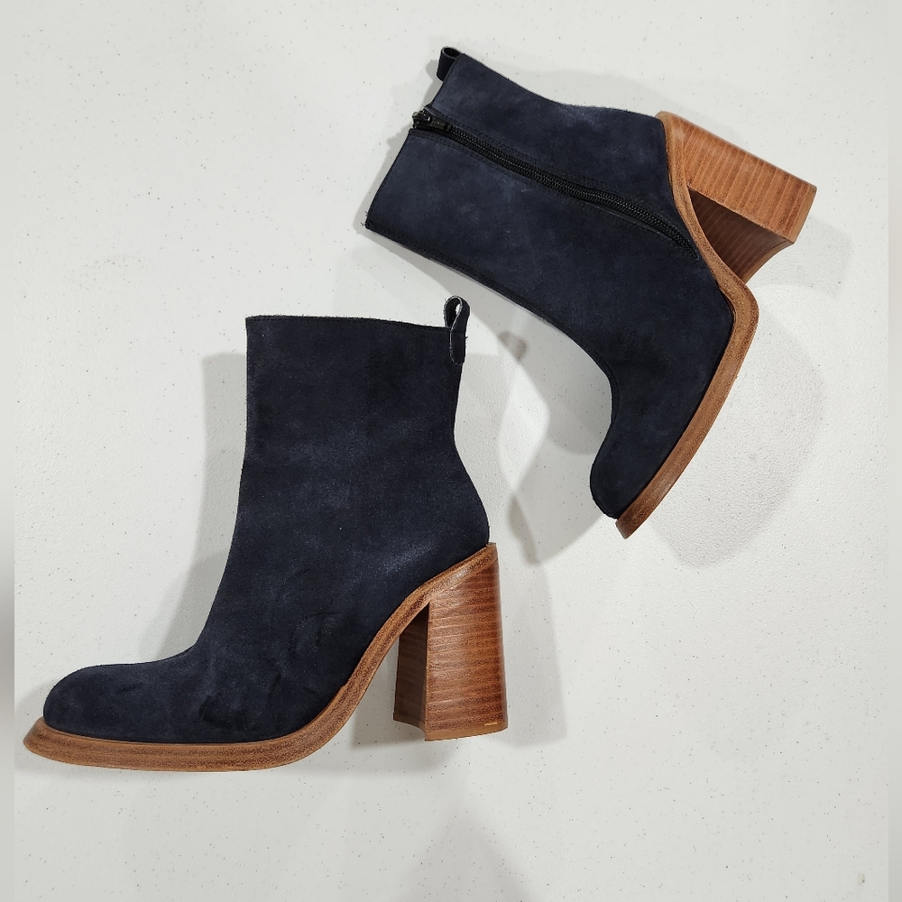 RARE Sonax Navy Suede Ankle Spain Boots Chunky Heel 90s